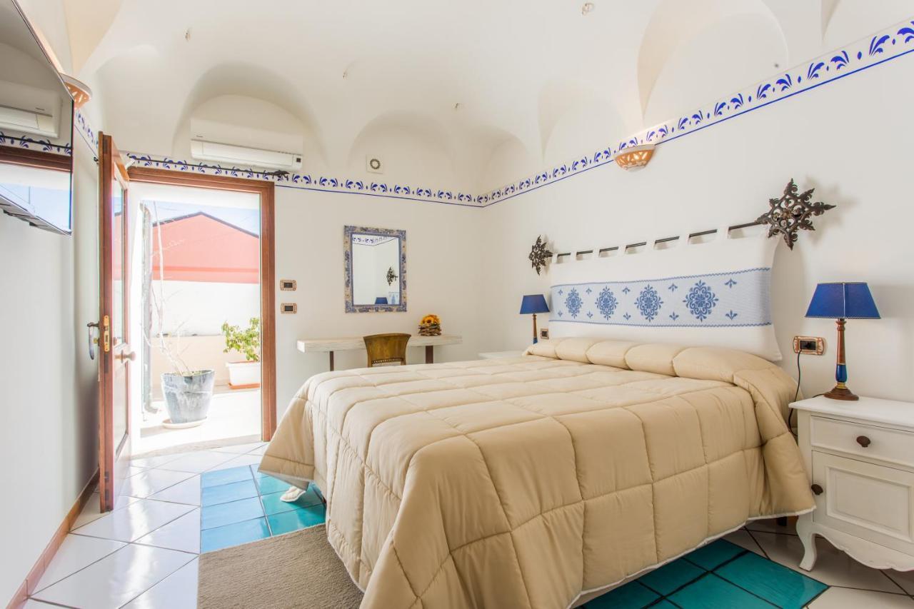 Residenza Sveva Bed and Breakfast Termoli Exteriör bild