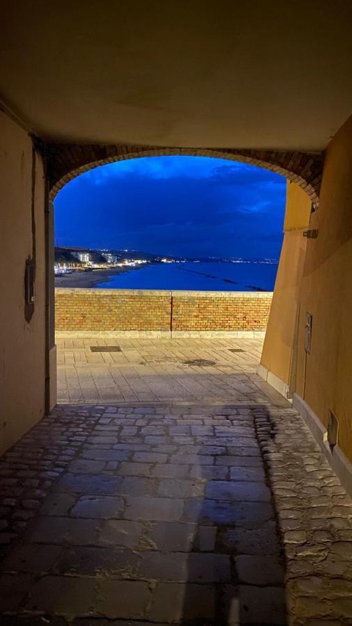 Residenza Sveva Bed and Breakfast Termoli Exteriör bild