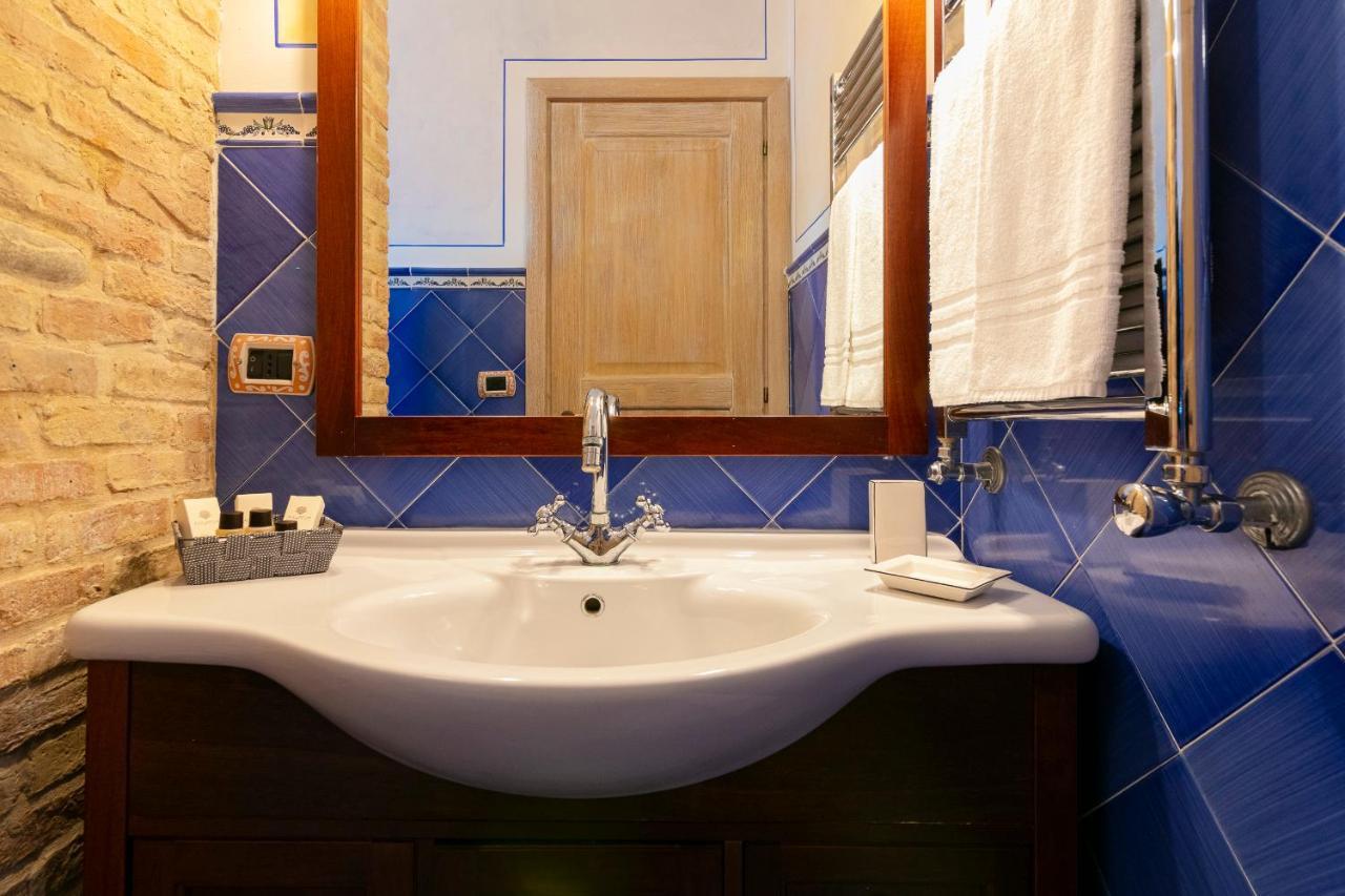 Residenza Sveva Bed and Breakfast Termoli Exteriör bild