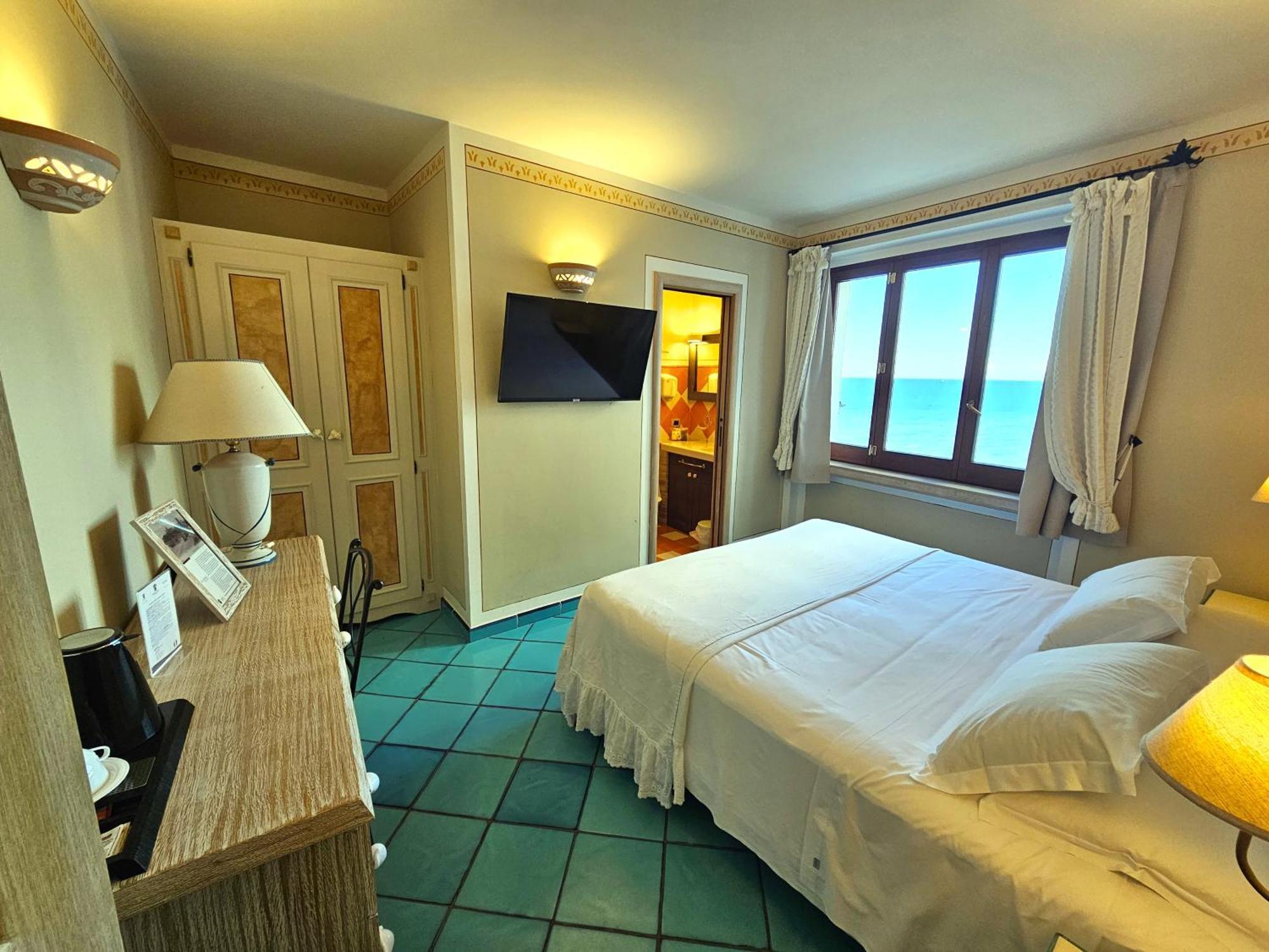 Residenza Sveva Bed and Breakfast Termoli Exteriör bild