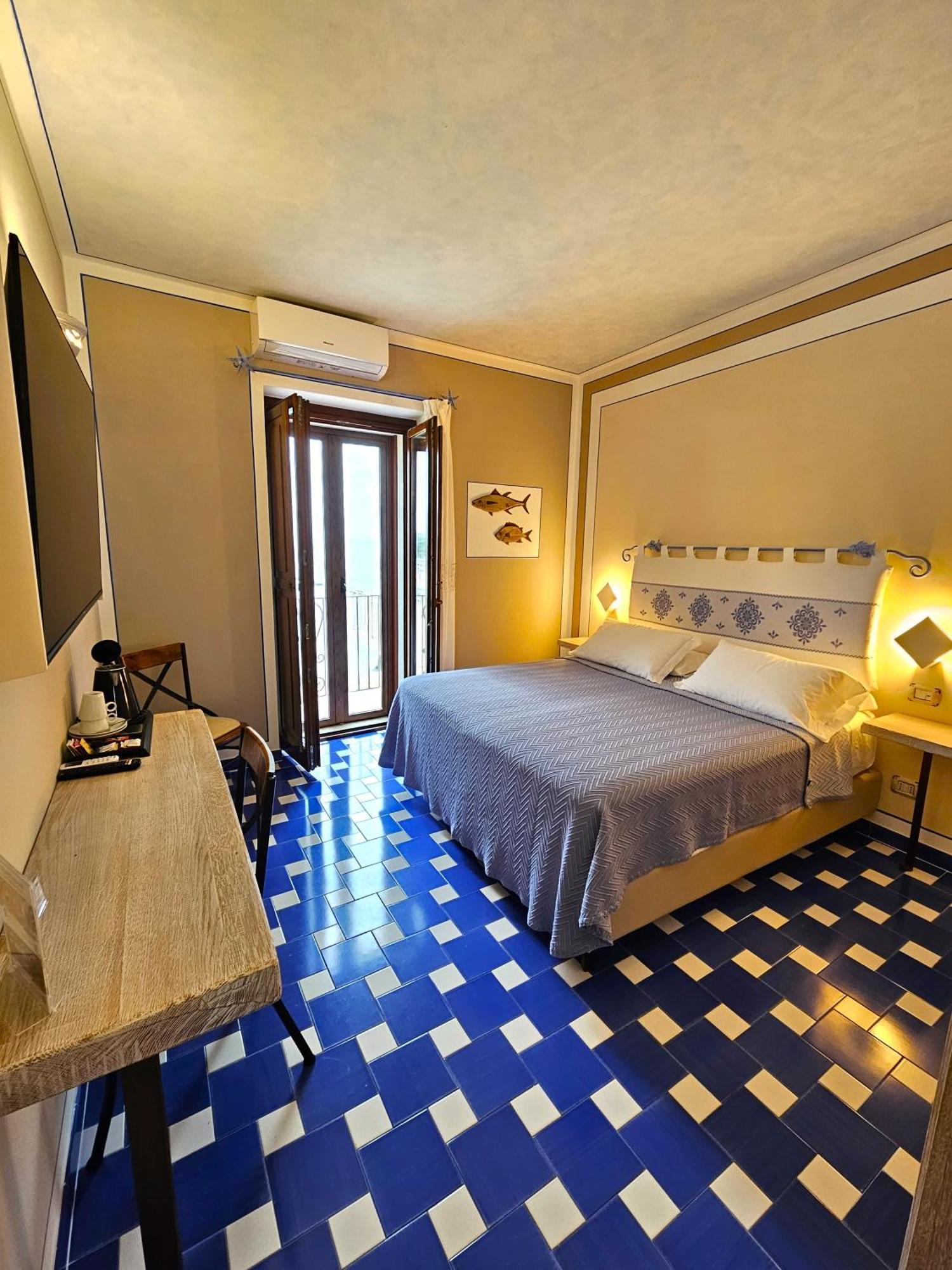 Residenza Sveva Bed and Breakfast Termoli Exteriör bild